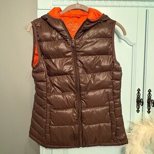 Brown Puffer Vest Size Small